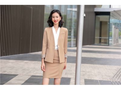 時(shí)尚女套裝