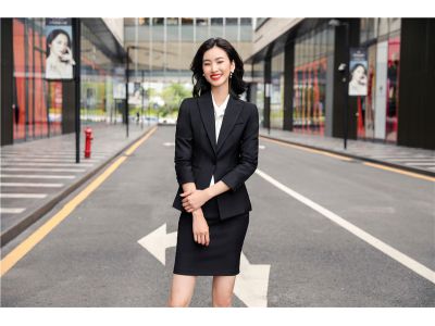 時(shí)尚女套裝